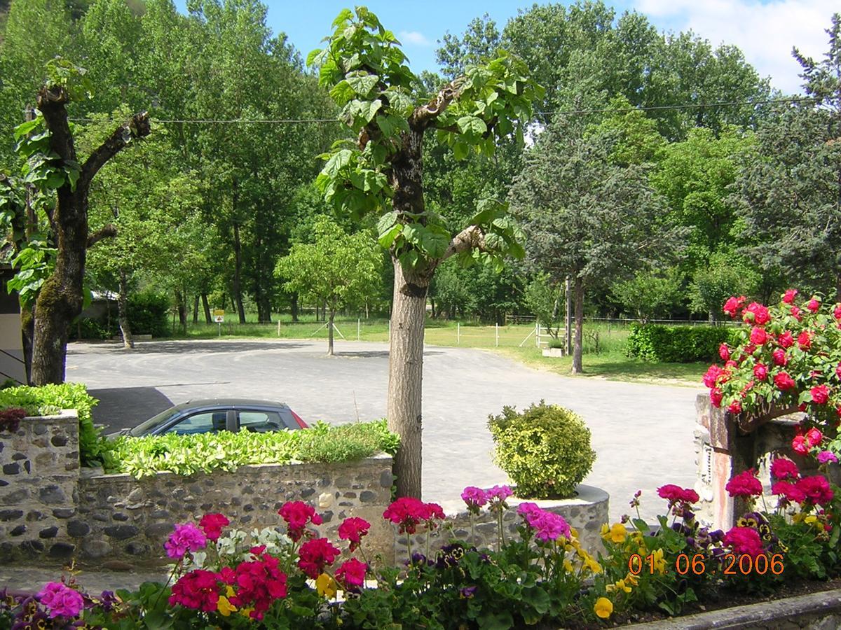 Le Relais De Boralde Hotel Espalion Exterior photo