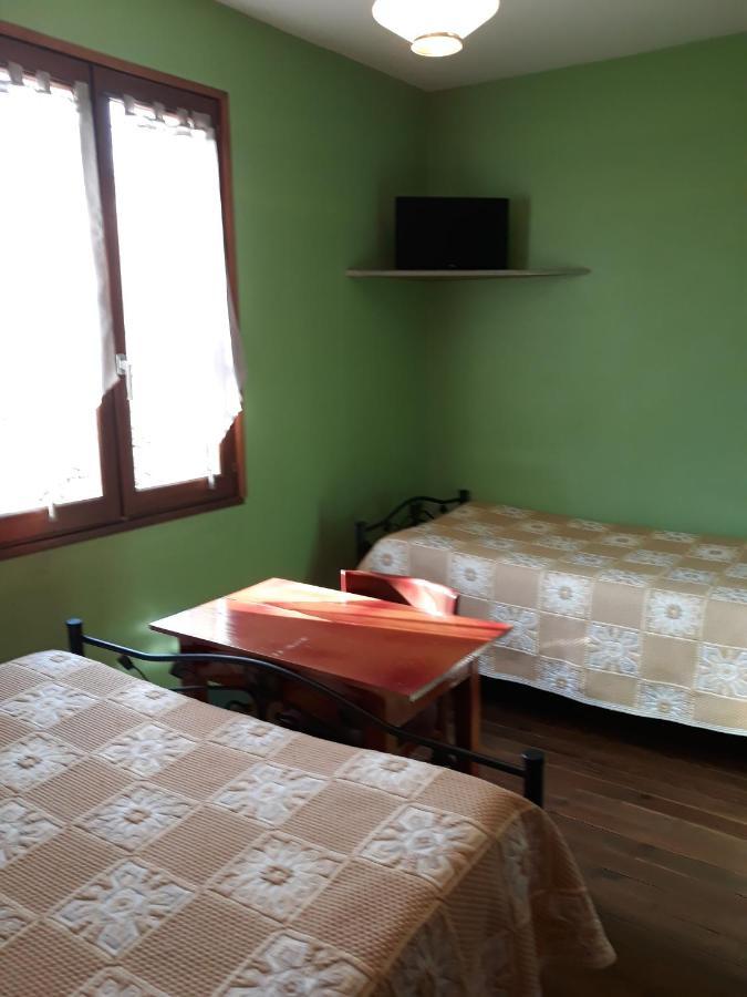 Le Relais De Boralde Hotel Espalion Exterior photo